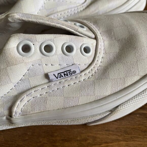 Vans White Checkered Lace-Up Sneakers Youth 1 - Picture 10 of 13